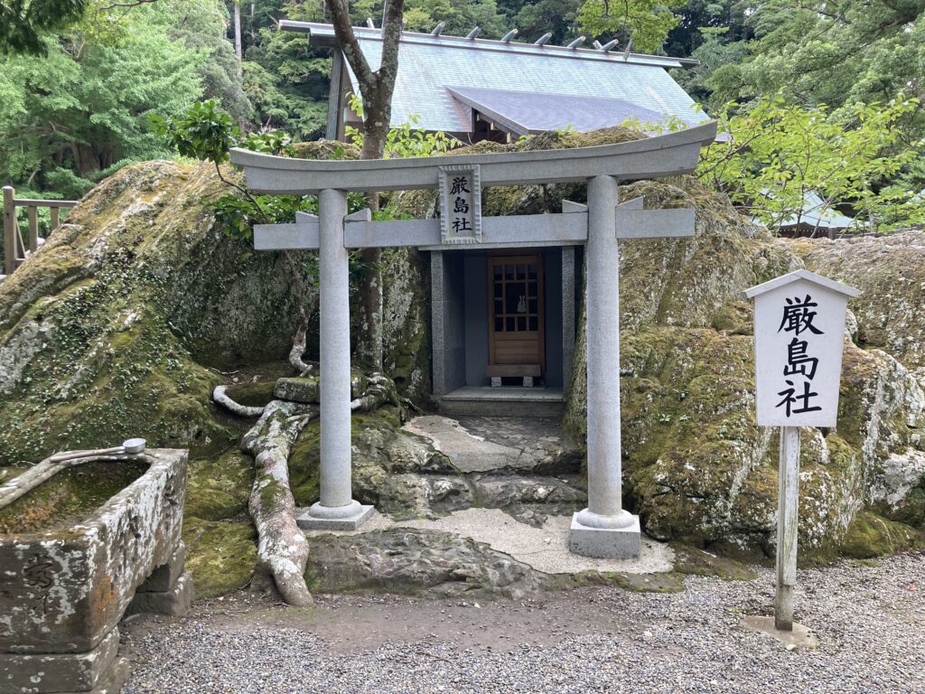 厳島神社